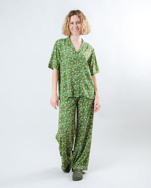 Peanuts Flower Garden Aloha Green